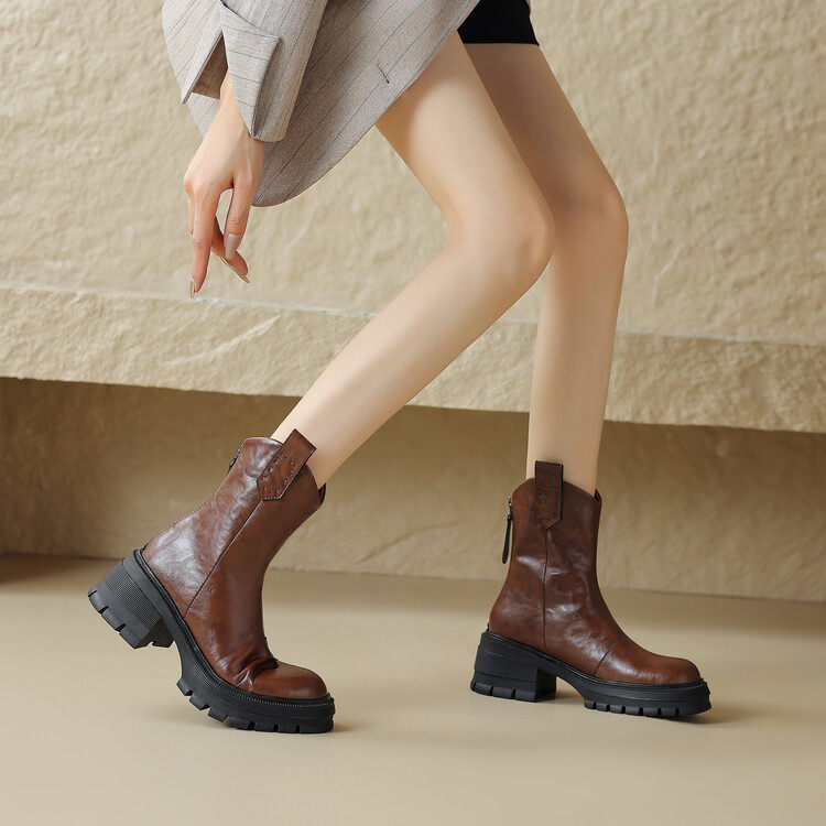 显腿长！ins韩国减龄圆头厚底粗跟V口短靴马丁靴烟筒靴秋冬女短靴