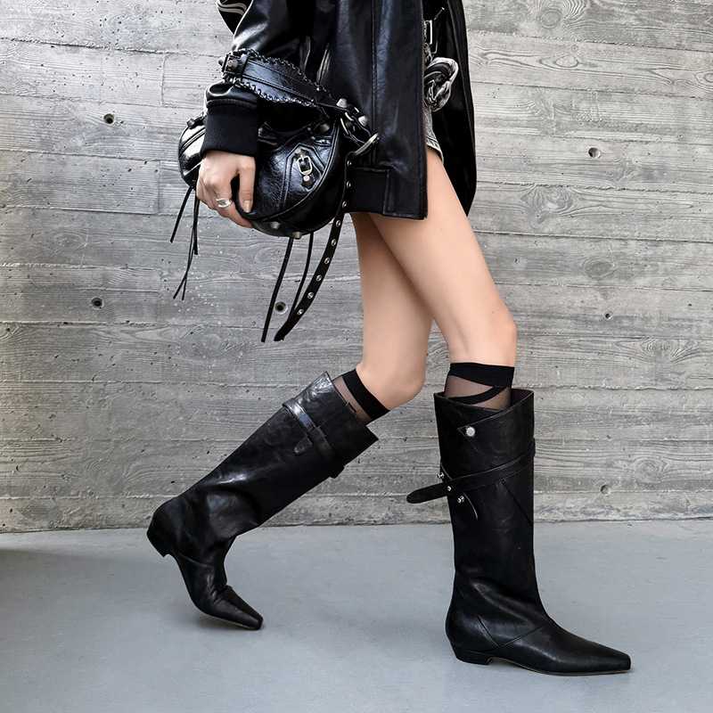 2025新款真皮欧美酷飒美拉德不过膝骑士靴粗跟气质皮带扣长筒靴女