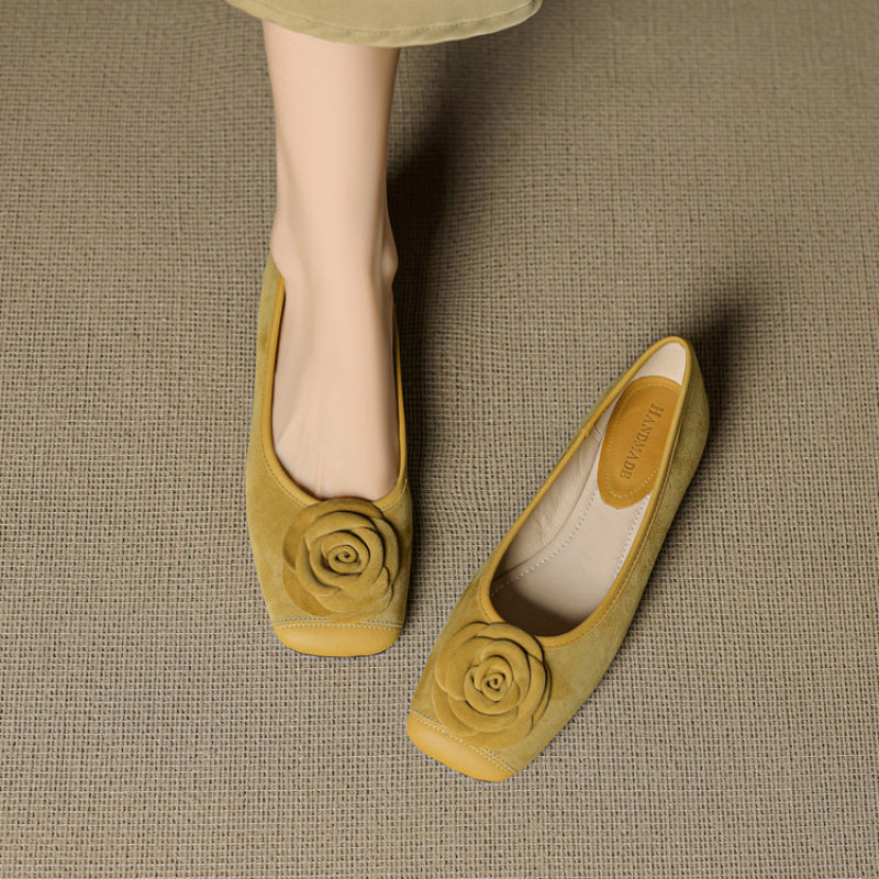 2025春新款真皮花朵平底单鞋女配裙子复古浅口方头软底豆豆鞋,户外/登山/野营/旅行用品,登山鞋/徒步鞋,淘宝优惠券,粉丝福利购,淘宝优惠卷