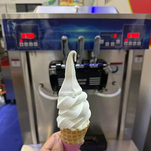 立式商用冰激凌机双系统双缸分开控温带料缸预冷全自动花纹果酱软