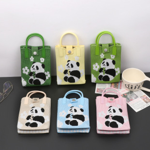 新款 熊猫手机包出门便捷手提针织包包手腕迷你斜挎包成都宽窄巷子