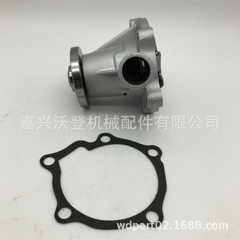 农机配件6687713水泵适用于山猫MT52MT55