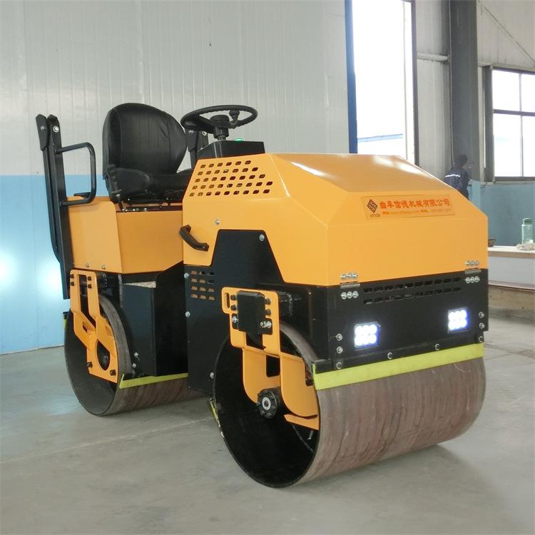 3小型UFF实压机吨双钢轮倒退路前进自行走凹凸地面压平压机