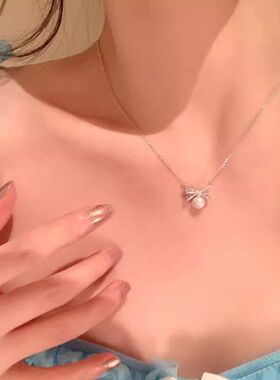 蝴蝶结高级感锁骨珍珠钛项链爆款