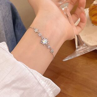 女生轻奢饰品手镯ins风闪新款小众百搭手链星星高级感抽拉式手锆