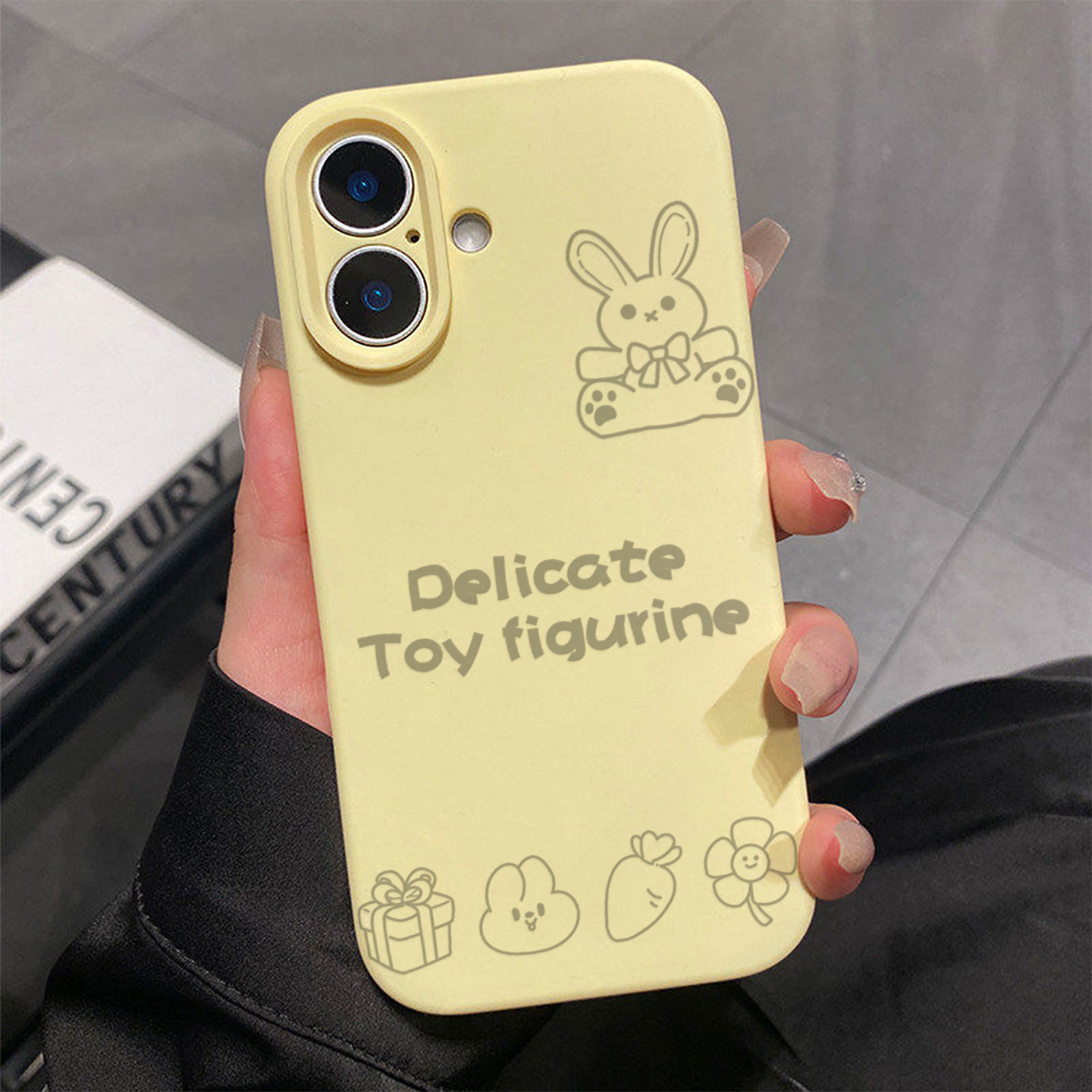 蝶形领结兔子玩偶适用于苹果17promax手机壳液态硅胶iPhone16pro保护套情侣15新款创意14超好看独特13全包12