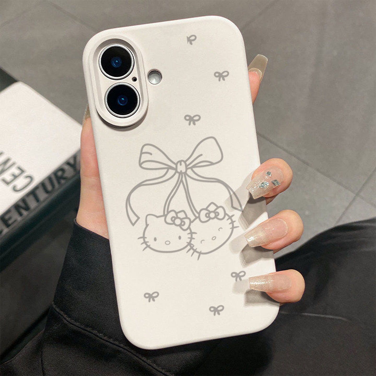 两只蝴蝶结kt猫适用于苹果17promax手机壳液态硅胶iPhone16pro保护套情侣15新款创意14超好看独特13全包12超