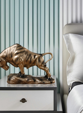 轻奢招财牛摆件高档办公室书柜工艺品华尔街牛家居U酒柜装饰品摆