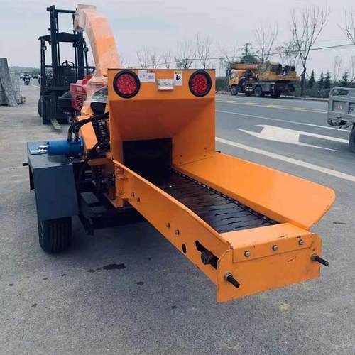 自吸式果树枝根粉碎园林树枝根破碎机移动式柴油机枝条粉碎机器