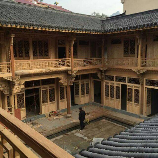 东阳雕刻中式仿古门窗雕花实木花格镂空木格栅门实木家具装饰门窗