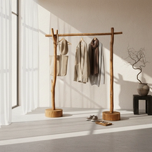 纯天然现代简约原木落地式家用实木挂衣架橱窗服装展示架挂衣架子