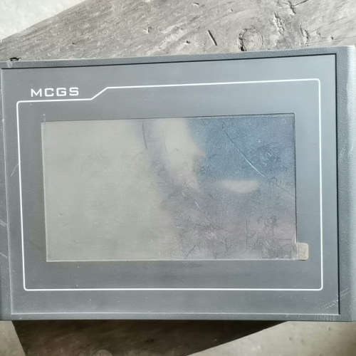 议价昆仑通态触摸屏TPC7022Ex 一台,成色不错,贴膜还在。