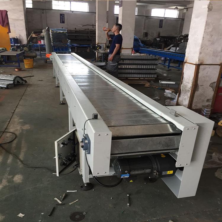 厂家供应带式输送机不锈钢爬坡机链板输送机粉末颗粒传输机