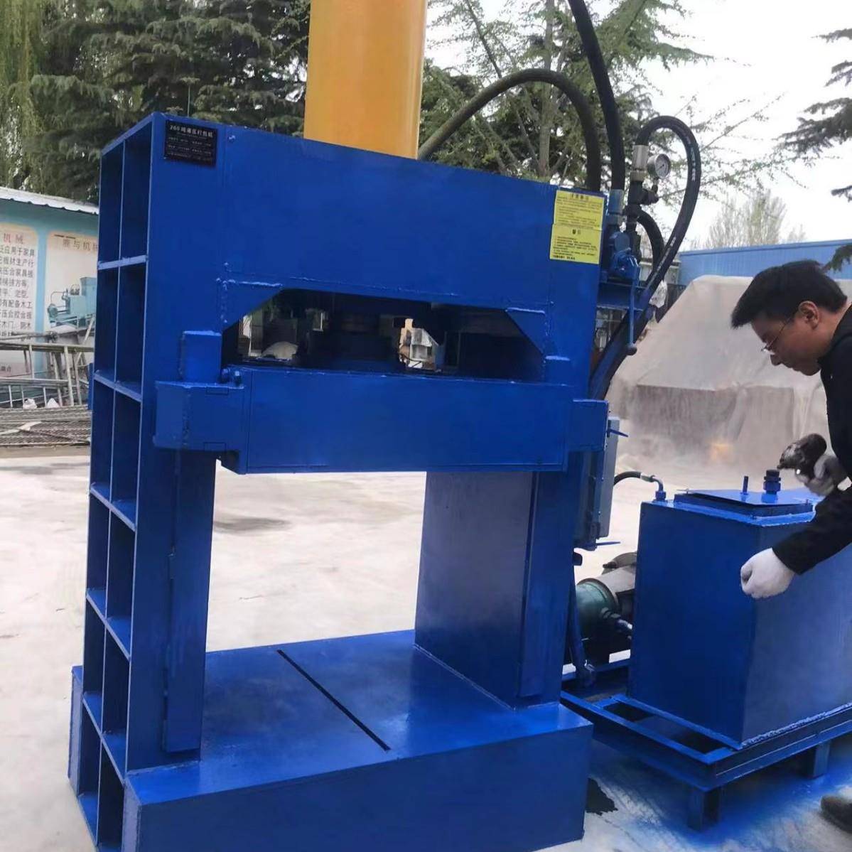 打包铝合金压缩彩钢瓦压缩易拉罐废纸饮料瓶全钢板压煤气罐灭火器