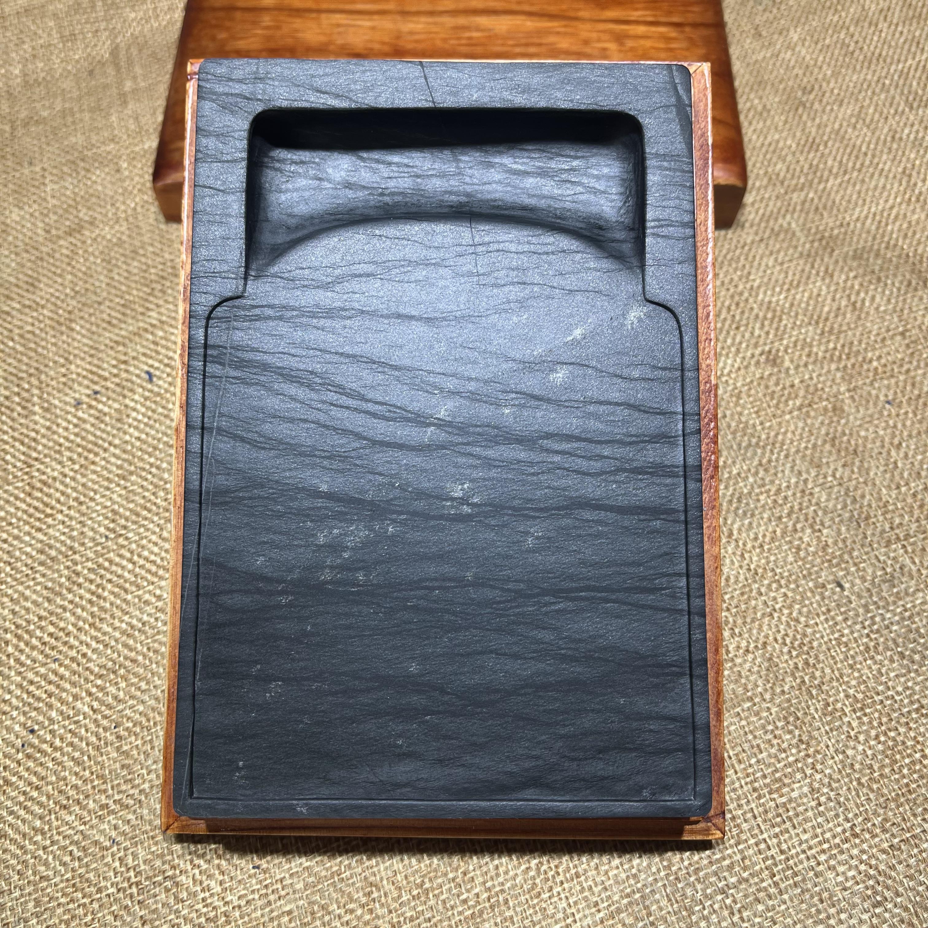 歙砚精品6寸龙鳞水波门子素砚实用砚台收藏实用可研磨小楷龙尾砚