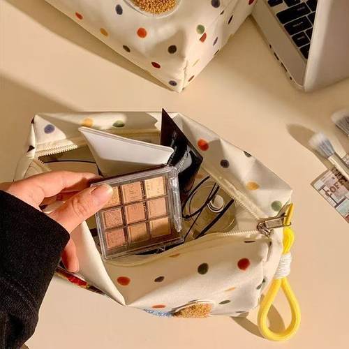 化妆包大容量女便携式2025新款护肤品收纳旅行洗漱袋化妆包