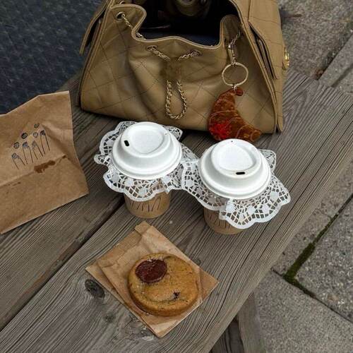 花边咖啡杯防漏纸饮品一次性封盖纸奶茶店饮料防溢封口膜打包垫片