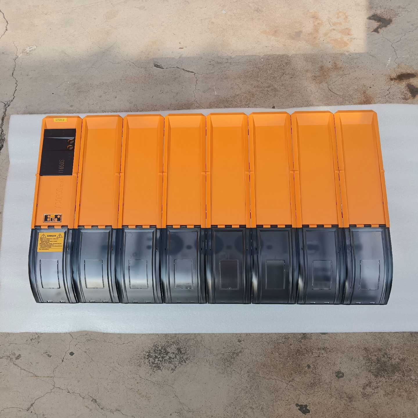 贝加莱伺服驱动器8BVI1650HCS0.008-1 202（佳毅工控）