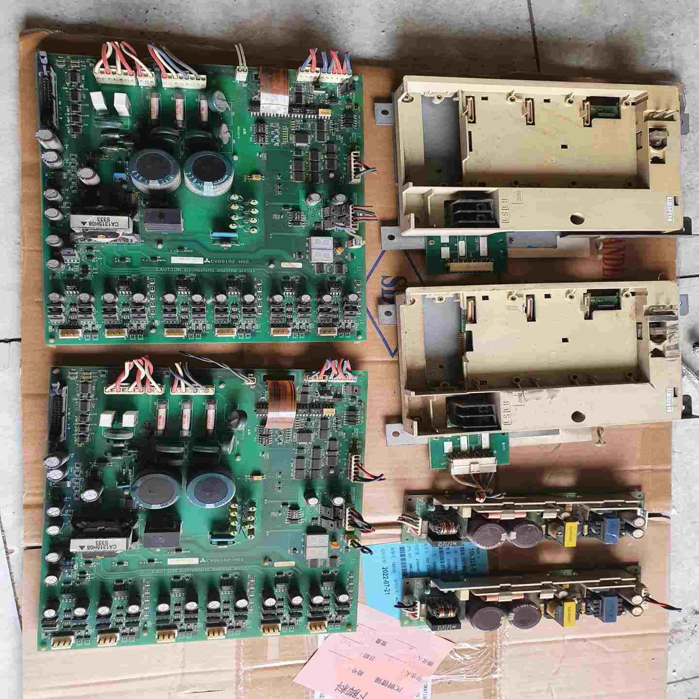 三菱a540变频器主板FR-A540L-75K-G1,的(gg设备)