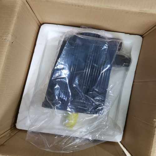 电机HCMA-180H350015A23-S一台（电子设备）