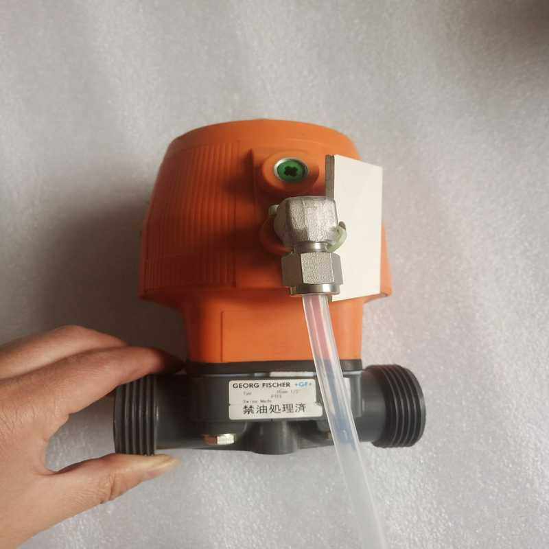 议价+GF+ 气动隔膜阀  DN20   15mm  1/2如图