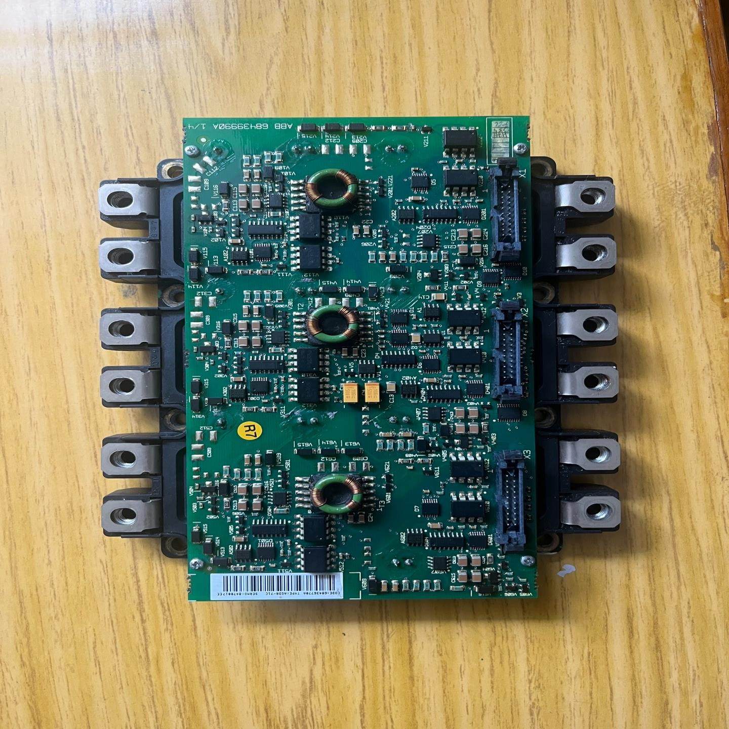 6MBI450 71C富士模块 联系 ~议价