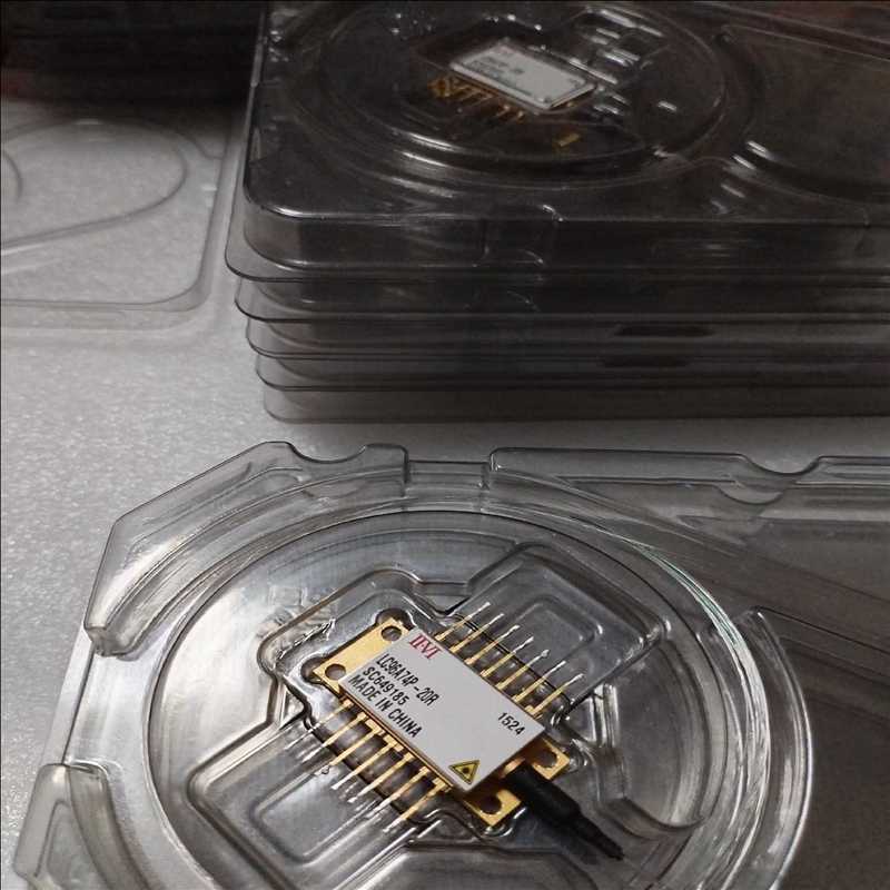 II-VI泵浦激光器LC96A74P-20R  议价产品（耶耶电子）
