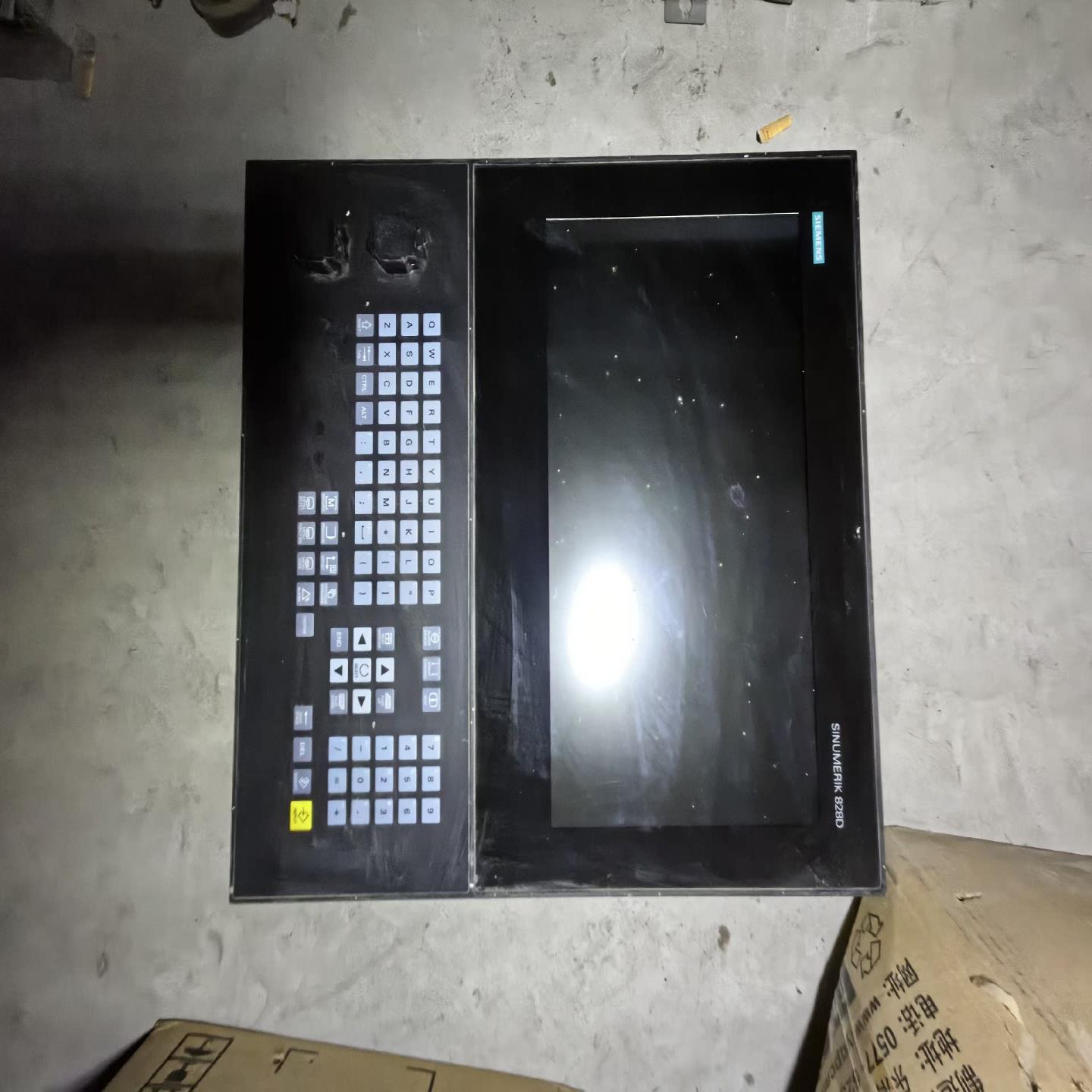 西门子6FC5370-8AA30-0BA0二手拆机实物图实拍（夫美商行）