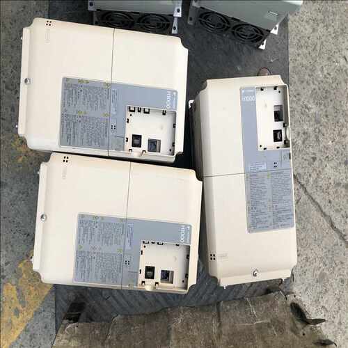 (议价)9成新安川变频器 CIMR-HB4A0024FBC 11/7