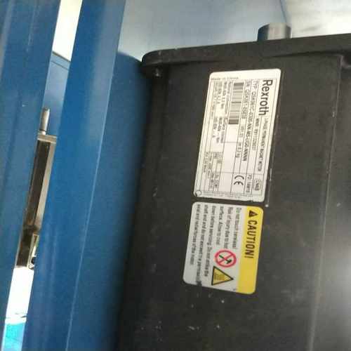 【星慕电子】力士乐伺服电机QSK061C-0300-NN-M5-UG0-