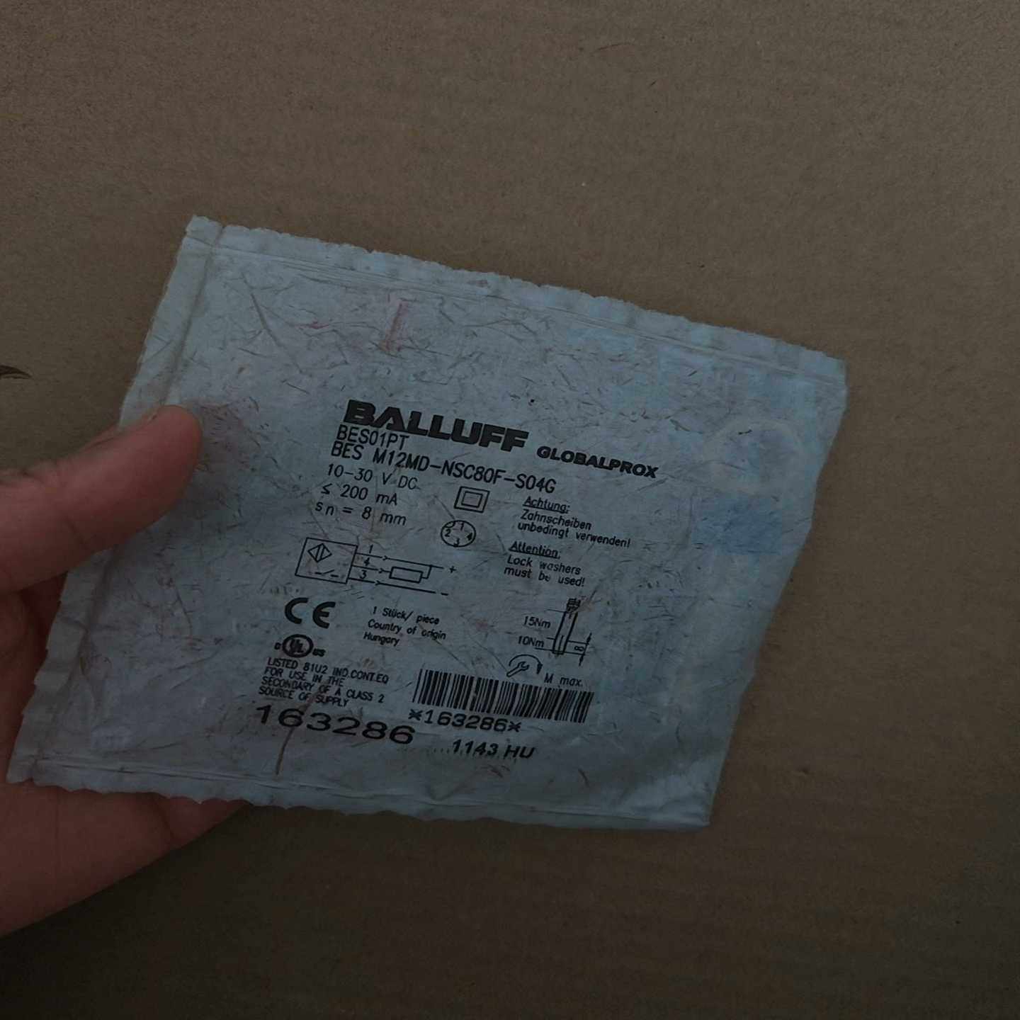 询价~BALLUFF巴鲁夫BES01PT电感式接近开关BE