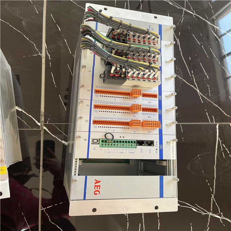 AEG  Au300 AI1 AI2 AI3 DIO1 DI~议价