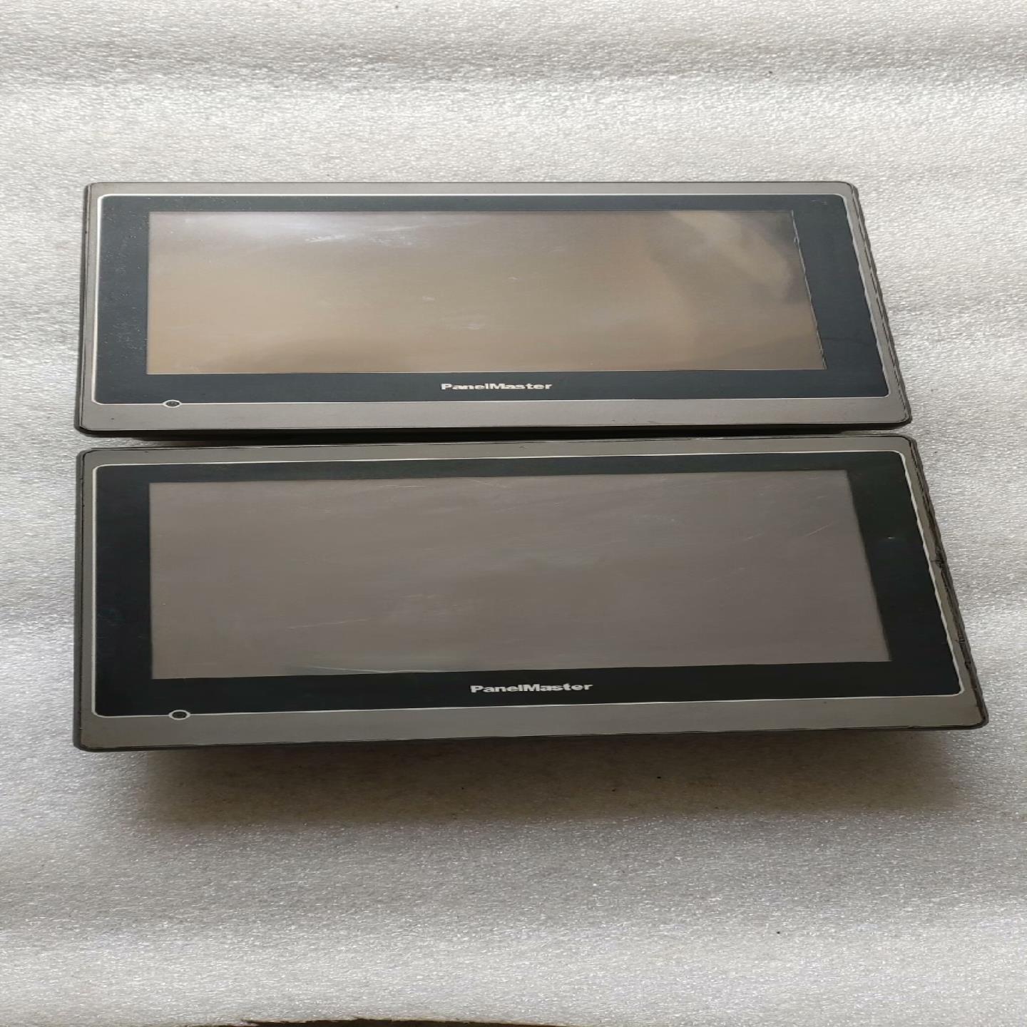 GT070-WST1B-F1R1C13   PL070-~询价