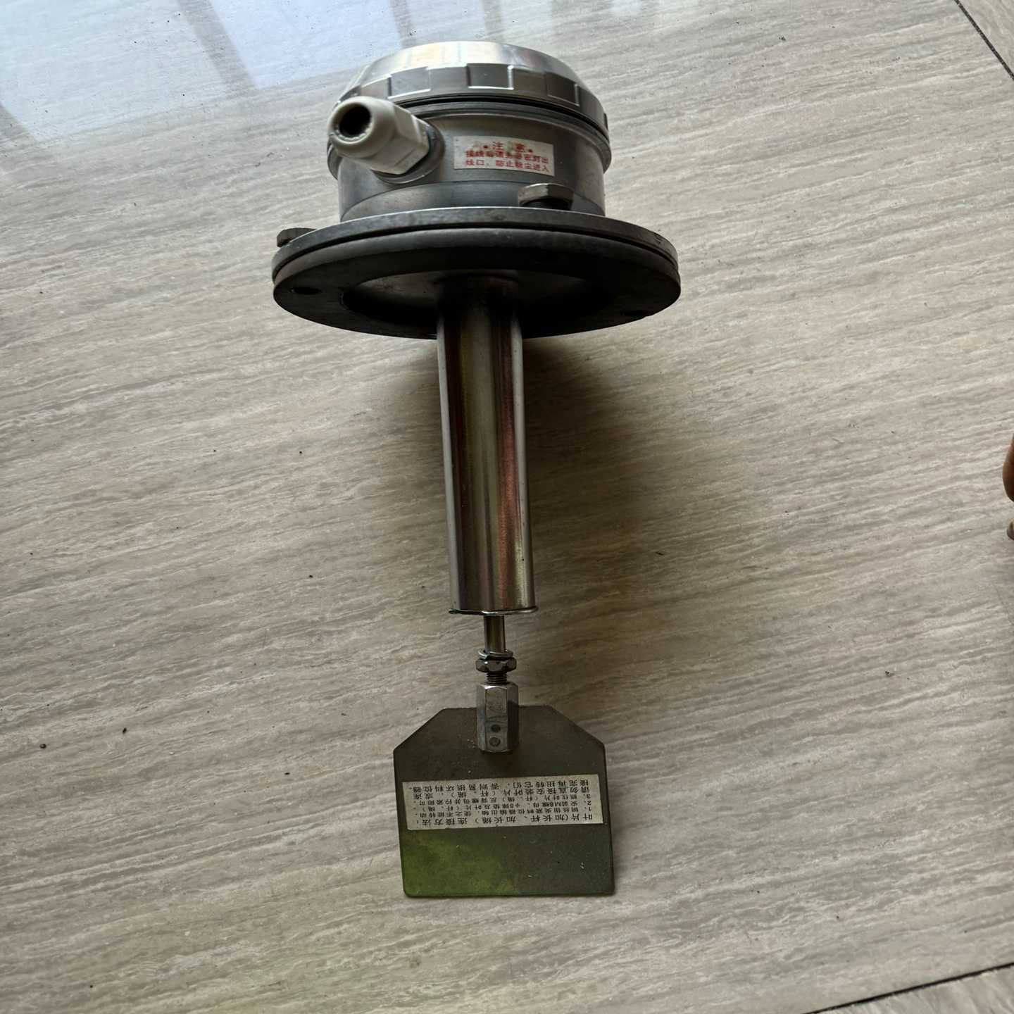 料位器法兰型阻旋式料位控制器原厂原配型号C181-3。询价