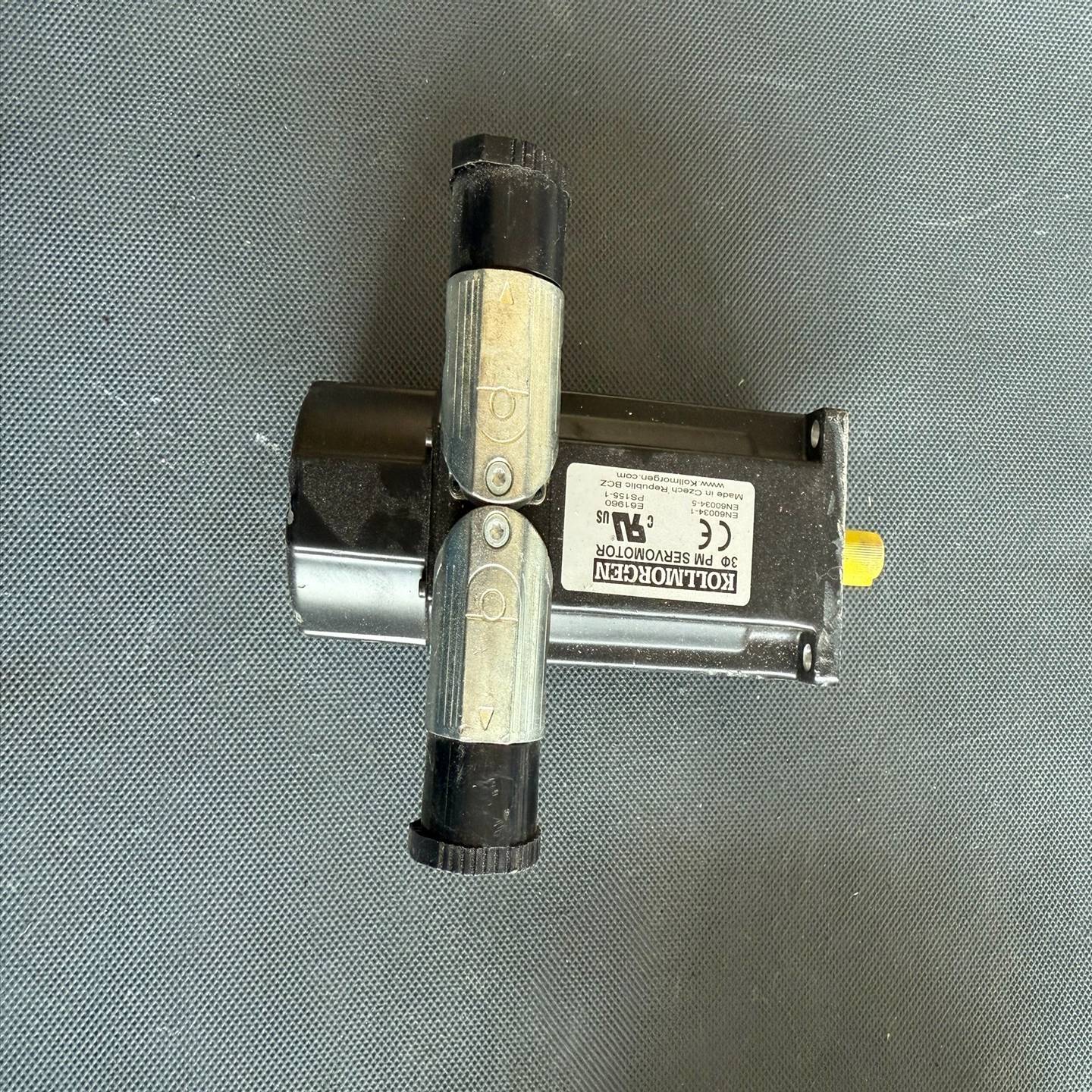 KOLLMORGEN AKM22C-ENB2EH00 PM~议价