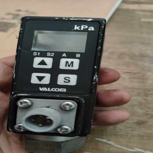 【星慕电子】VALCOM 沃康 带显示模拟量压力测量仪表VSW2-31-