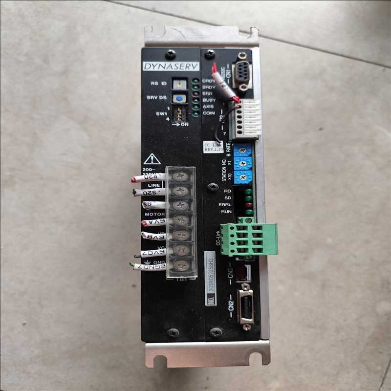 横河YOKOGAWA伺服驱动器实物拍摄（耶耶电子）