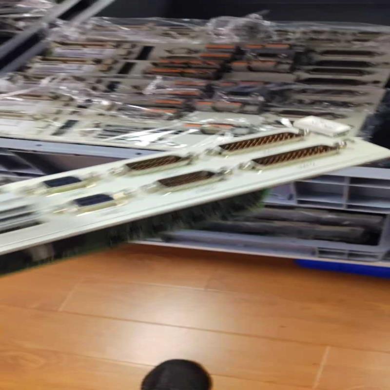 6SN1118－0DM33－0AA2轴卡99新库存三台需要联（瓠子电子）