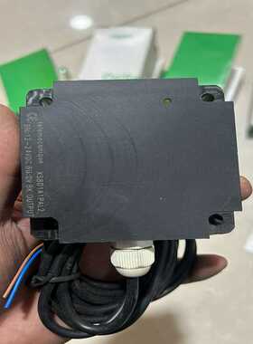 询价拍~传感器XS8D1A1PAL2 带包装 一共8个 一