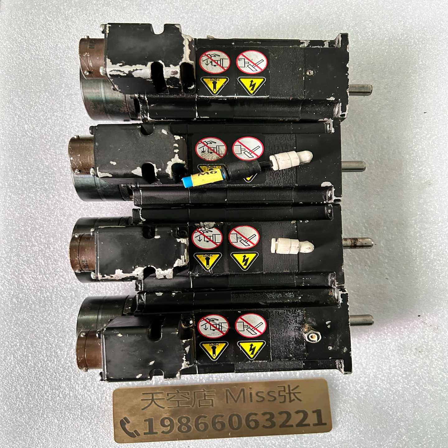 【星慕电子】史陶比尔 BRUSHLESS AC SERVOMOTOR 伺 - 实物图