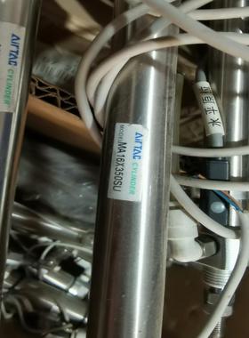 询价~亚德客气缸MA25X500SCA的气缸，正常使用的设备拆下，