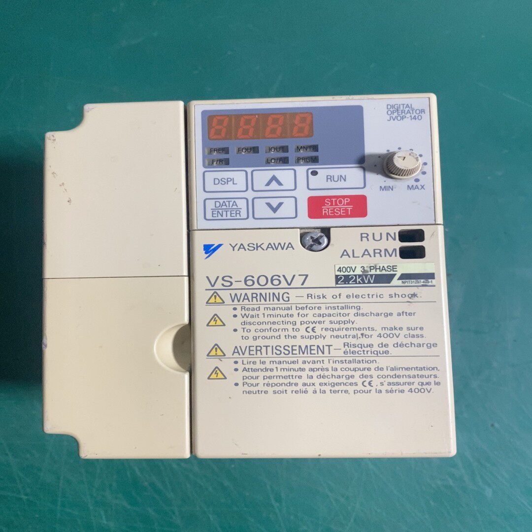 安川变频器  C1MR-V7AT42P222KW二手拆【议价】