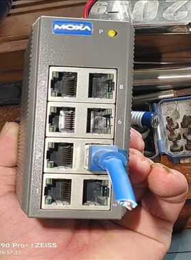 议~MOⅩA ， EDS-208台湾工业交换机一台,拆机件