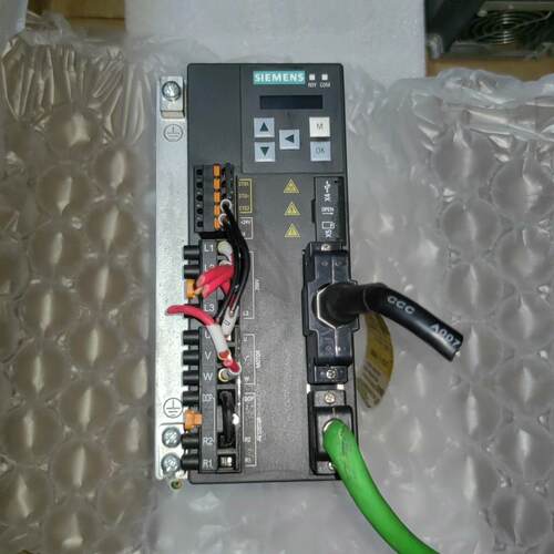 议~0.75KWV90 驱动器6SL3210-5FB10-
