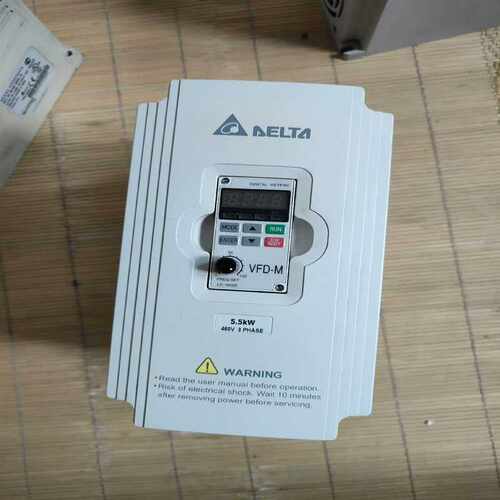 (背呗机械)台达变频器55kw三相输入VFD055M43A