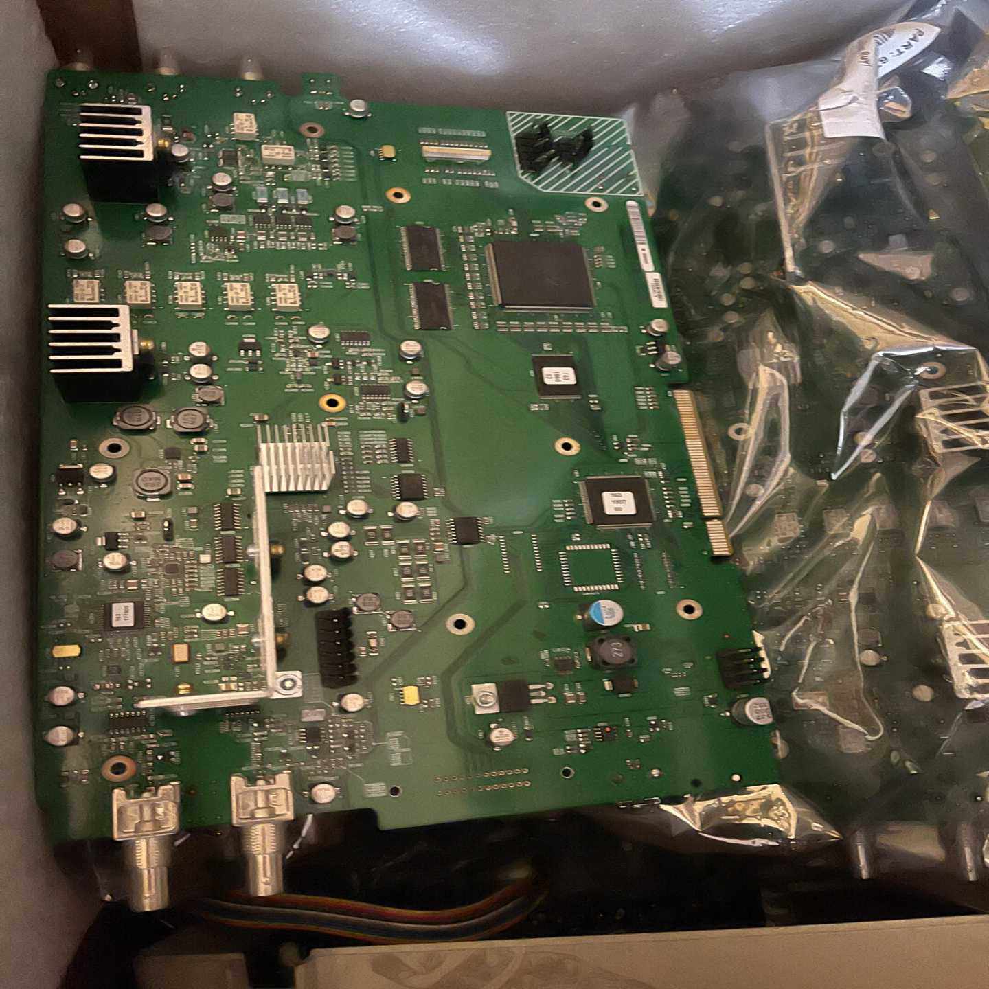 泰克任意波形函数信号发生器AFG2021主板泰克任意波形函数【鑫