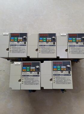 变频器 CIMR-V7AZB0P7 1.1K（电子设备）