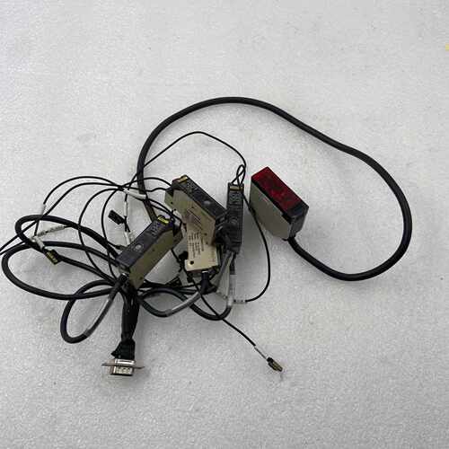 光纤传感器E3C-JC4P /E3JK-5D~询价