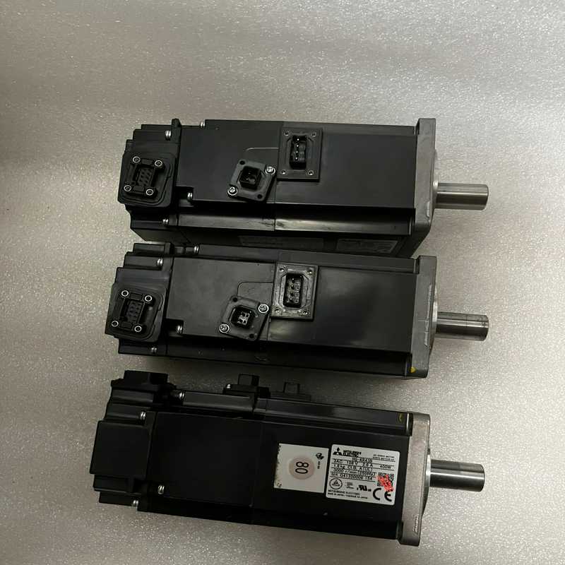 三菱伺服电机HG-KR43B，拆机功能正常。发顺丰到付，包好【鑫