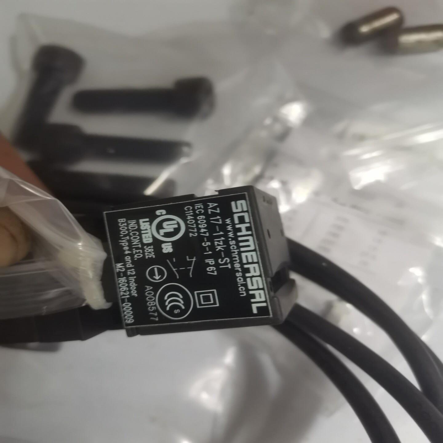 议价施迈赛AZ17-11ZK-ST UEC60947-5-1IP